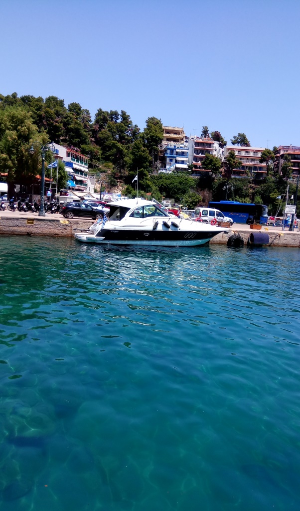 port-alonnisos.jpg port-alonnisos.jpg